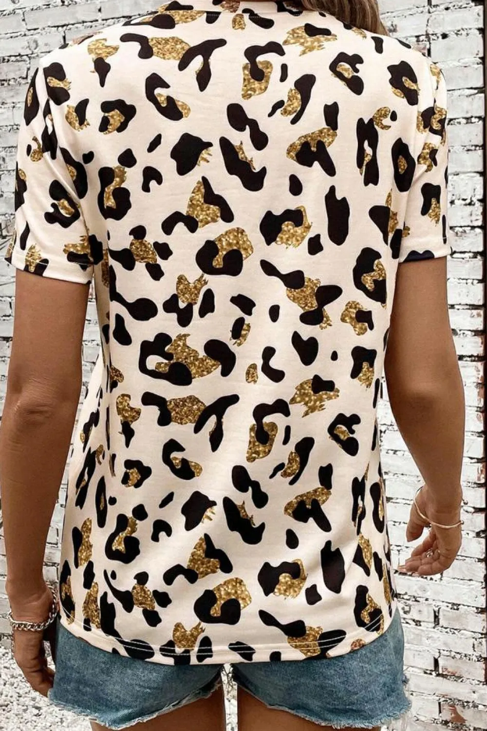 Hot Dear-Lover Leopard Print Round Neck Casual T Shirt Apricot