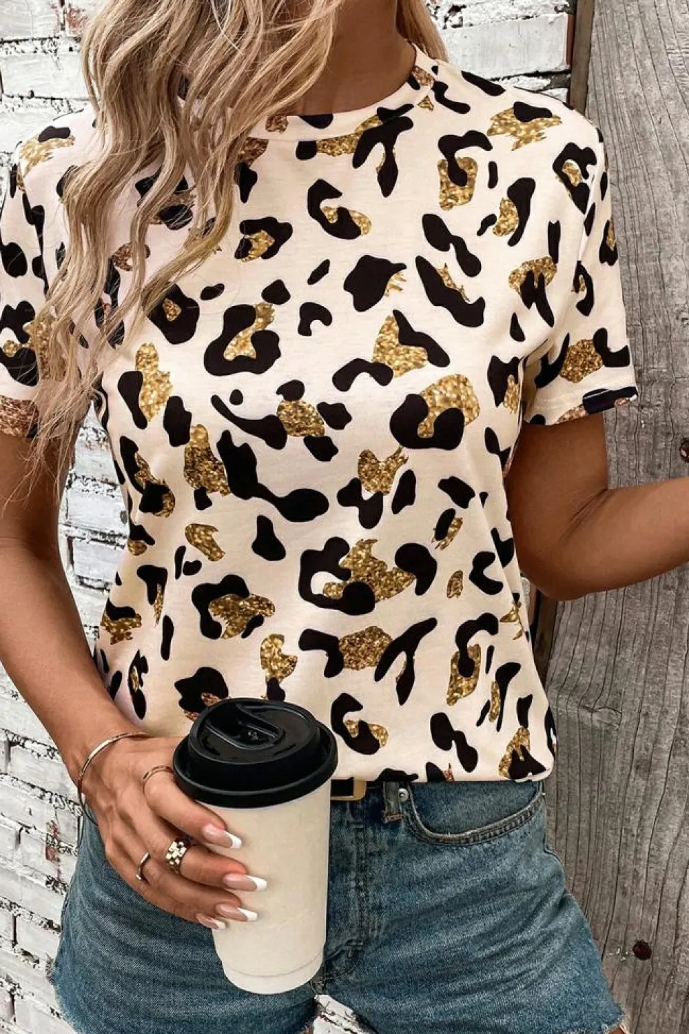 Hot Dear-Lover Leopard Print Round Neck Casual T Shirt Apricot