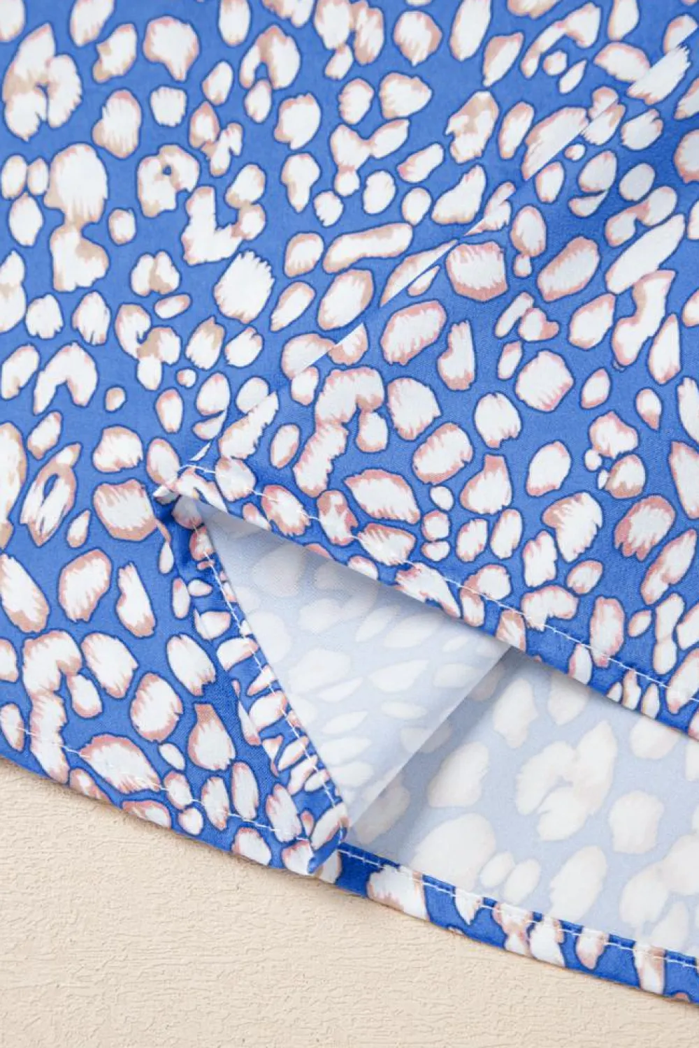 Best Dear-Lover Leopard Print Spot Contrast V Neck Half Puff Sleeve Shirt Ashleigh Blue