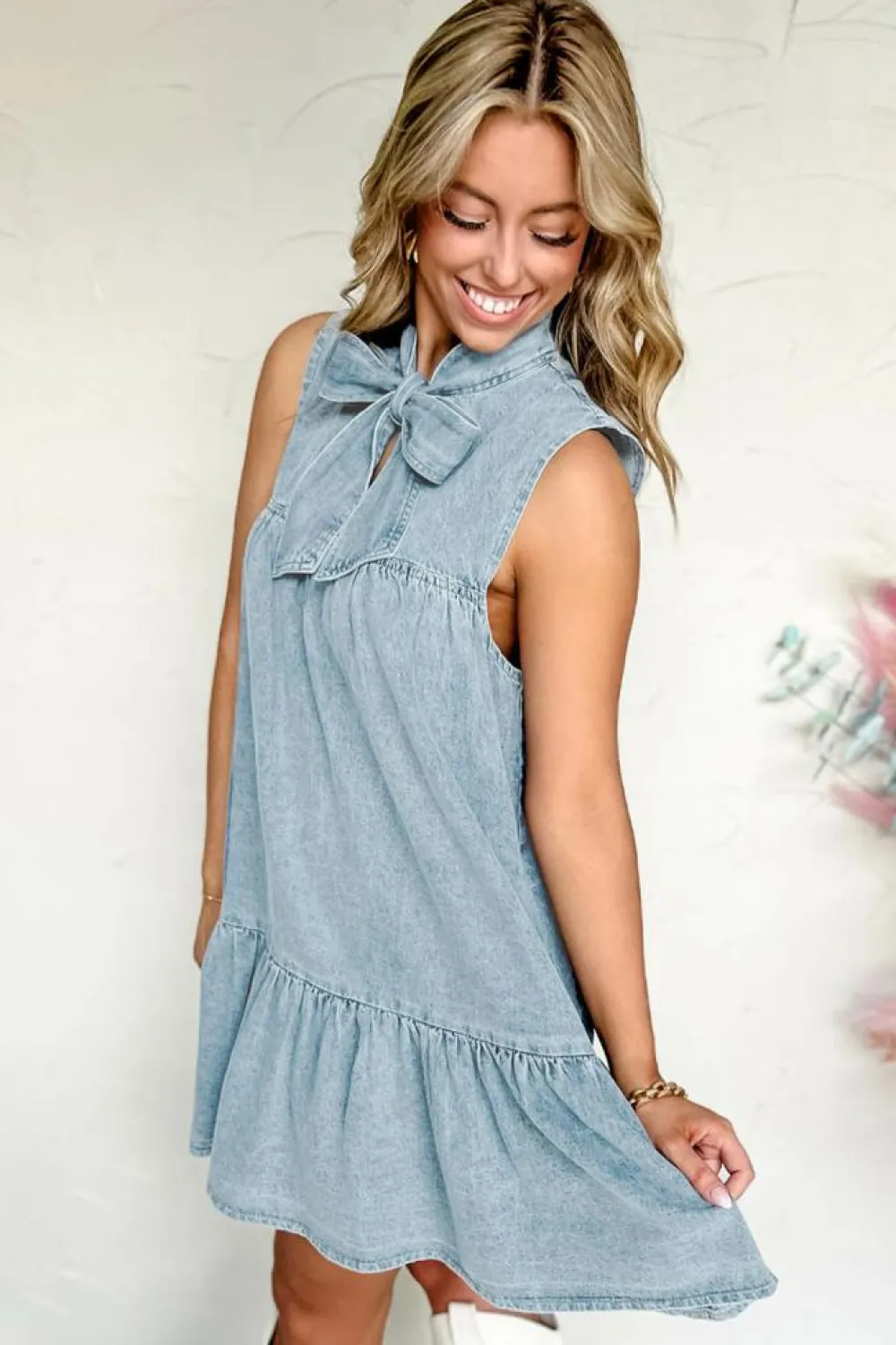 Discount Dear-Lover Bowknot Neck Sleeveless Ruffled Chambray Dress Beau Blue
