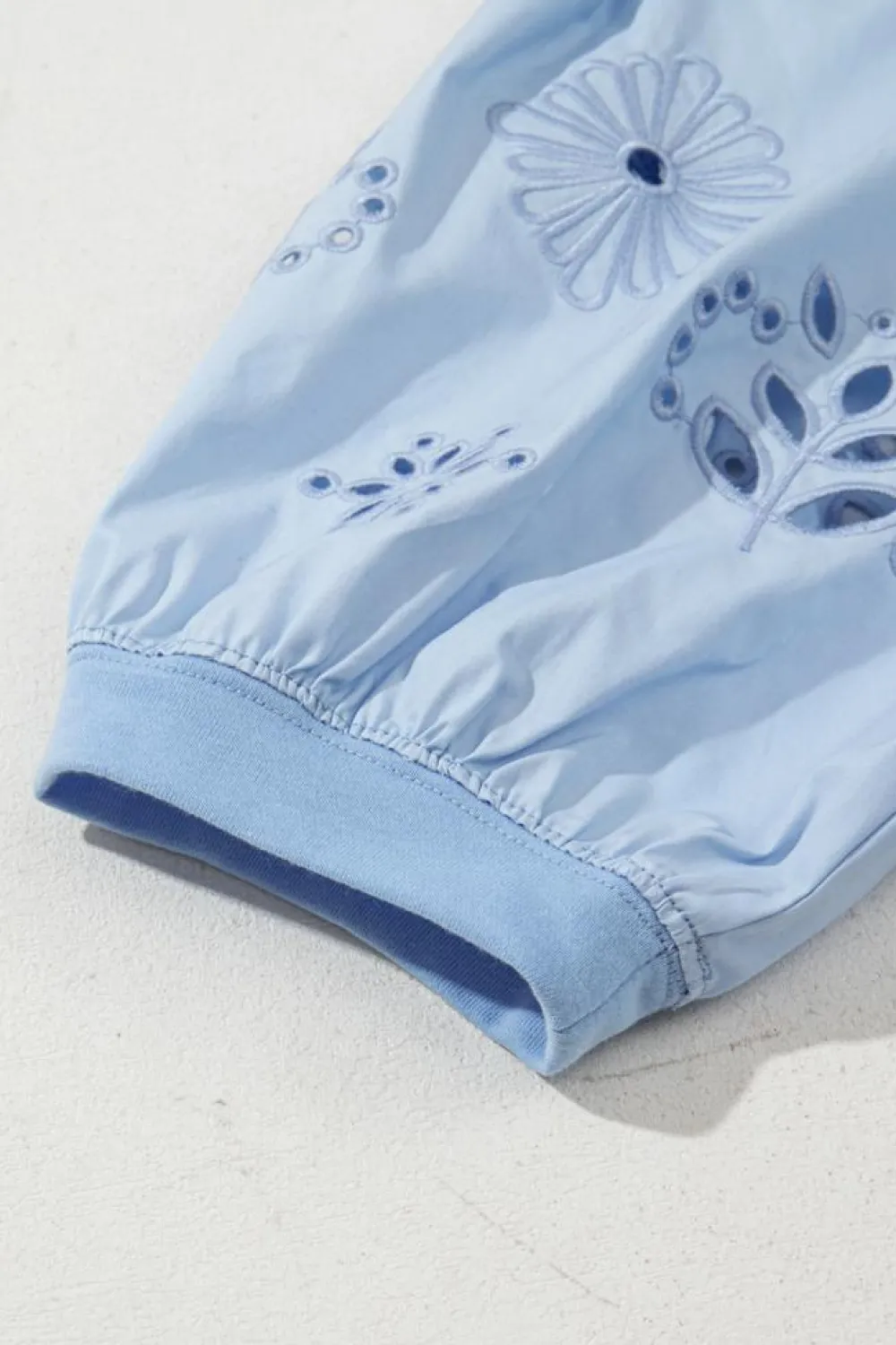 Sale Dear-Lover Eyelet Flower Embroidered Puff Short Sleeve Patchwork Crew Neck Blouse Beau Blue