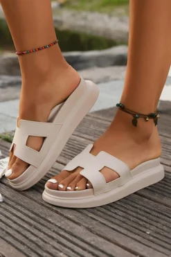 Fashion Dear-Lover Cutout Design Open Toe Platform Slippers (Run Small, Size Up) Beige