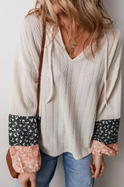 Outlet Dear-Lover Floral Patchwork Textured Knit Drawstring V Neck Blouse Beige