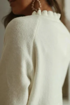 Fashion Dear-Lover Frill Trim Buttoned Knit Pullover Sweater Beige