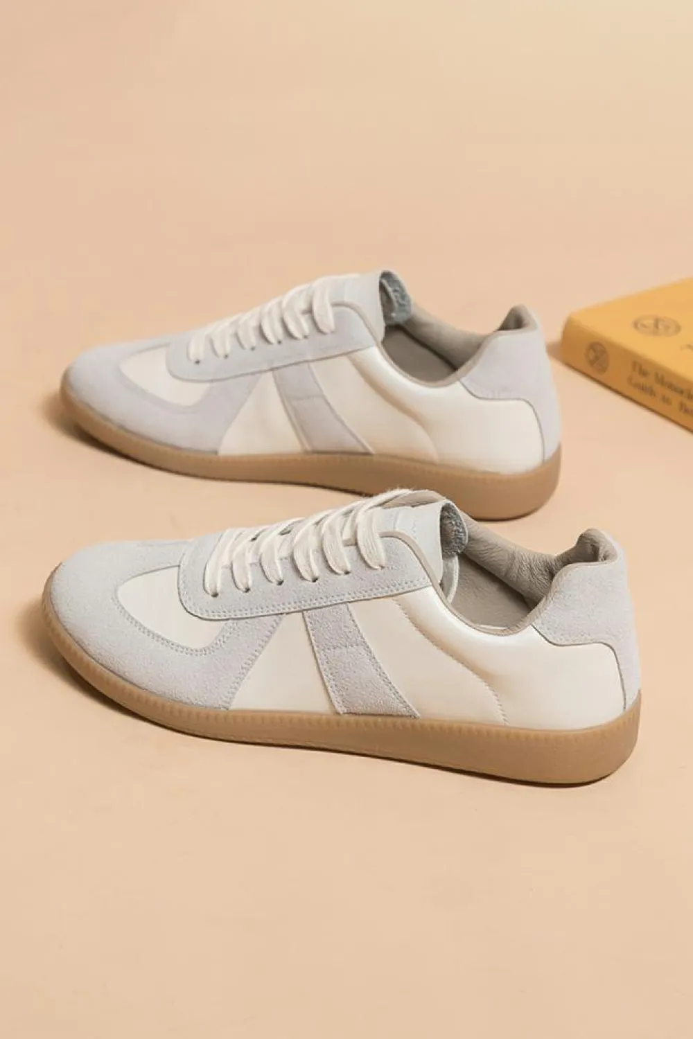 Hot Dear-Lover PU Leather Suede Patched Lace-up Flat Shoes Beige