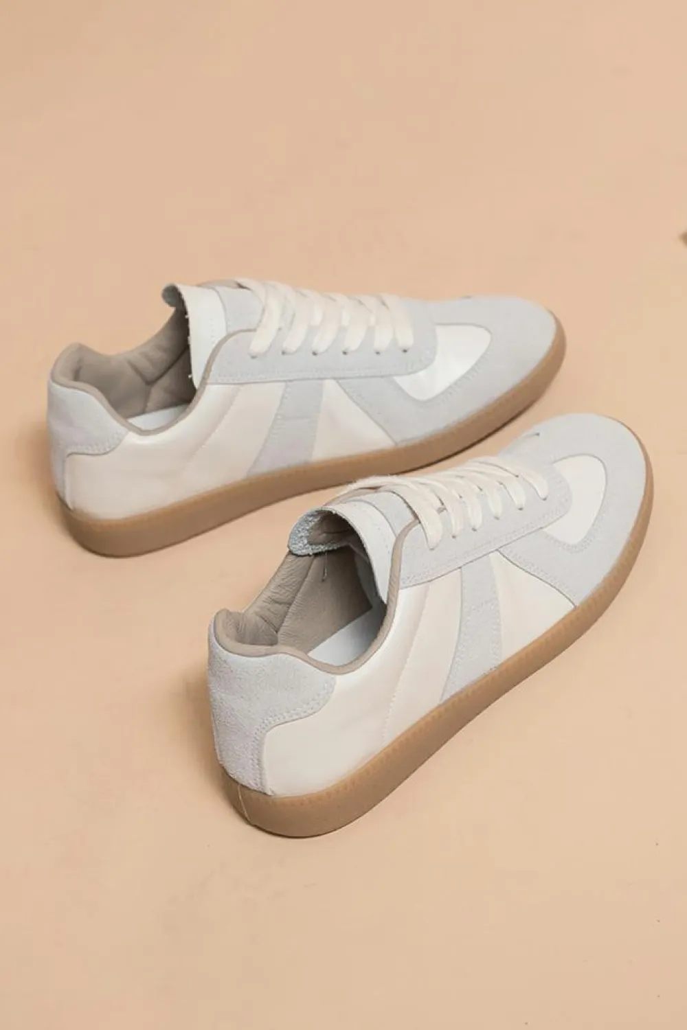 Hot Dear-Lover PU Leather Suede Patched Lace-up Flat Shoes Beige