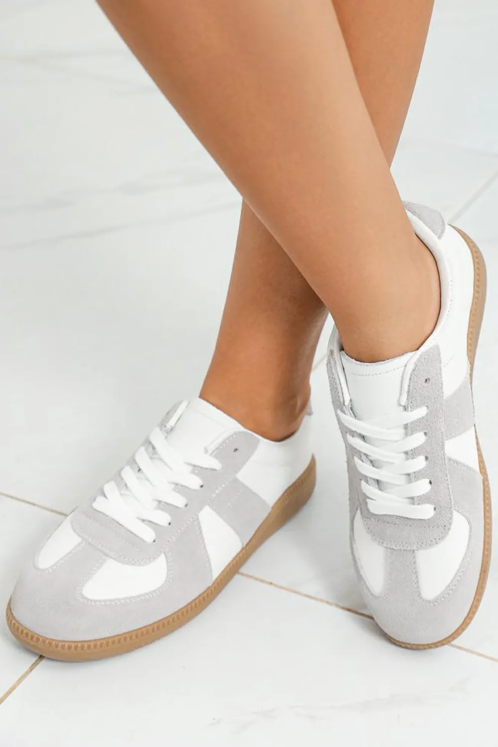 Hot Dear-Lover PU Leather Suede Patched Lace-up Flat Shoes Beige