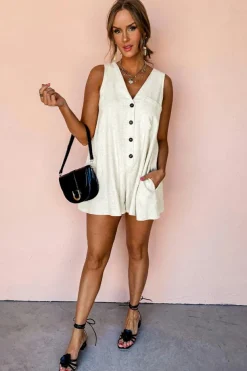 Outlet Dear-Lover Sleeveless V Neck Buttoned Front Chest Pocket Romper Beige