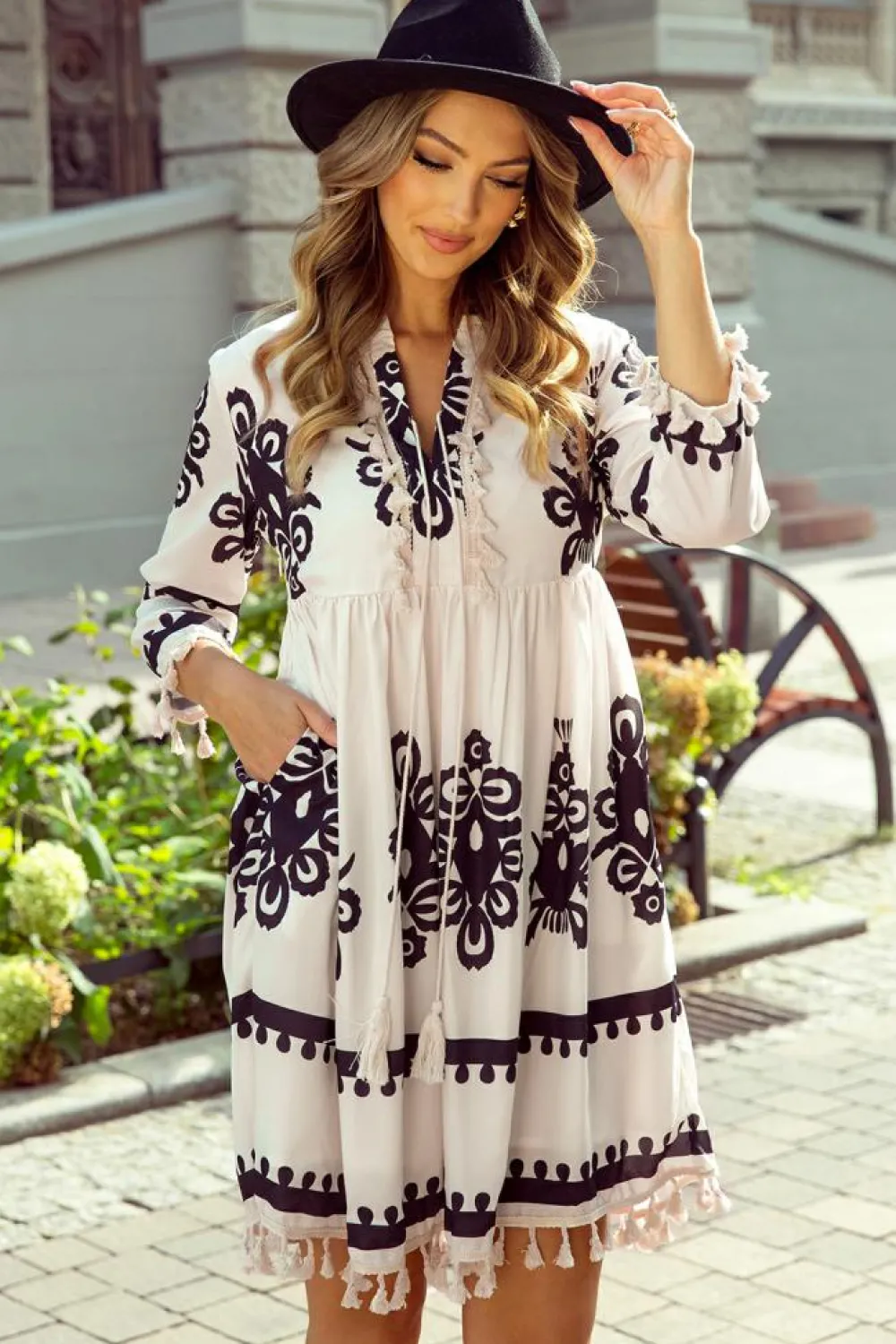 Hot Dear-Lover Western Pattern Print Tasseled Notch V Neck Mini Dress Beige