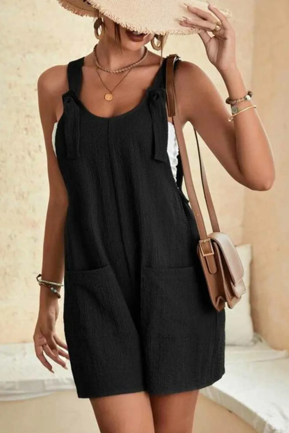 Outlet Dear-Lover Adjustable Straps Pocketed Textured Romper Black