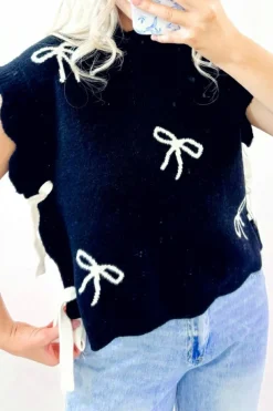 Best Dear-Lover Bow Print Side Ties Scalloped Hem Sweater T Shirt Black