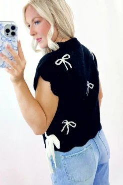 Best Dear-Lover Bow Print Side Ties Scalloped Hem Sweater T Shirt Black