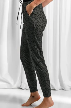 New Dear-Lover Breezy Leopard Joggers Black