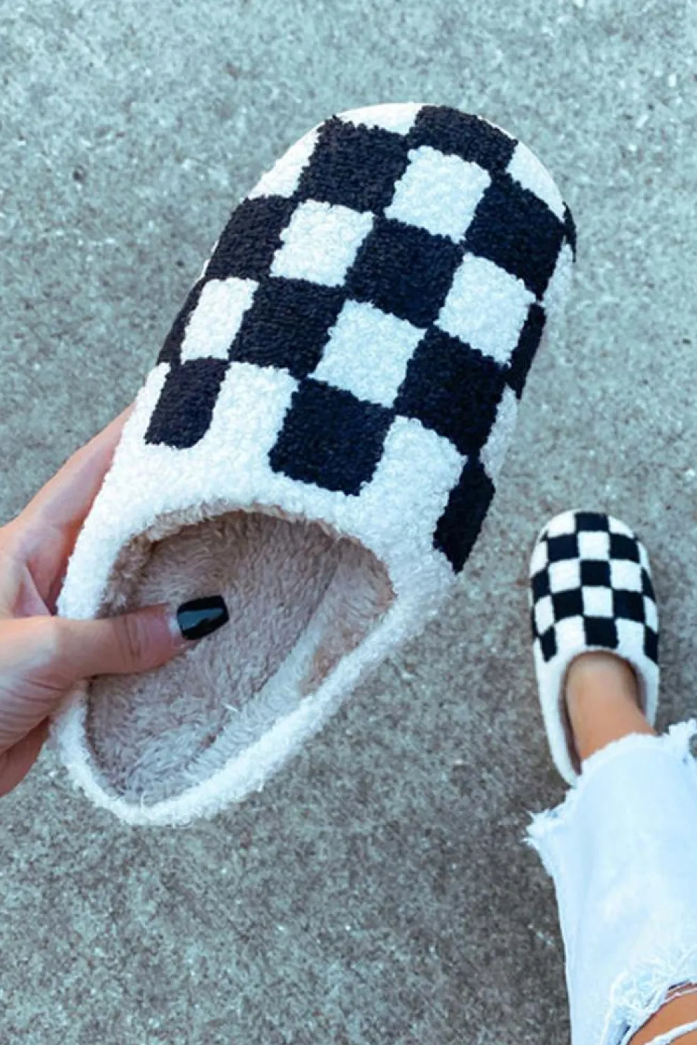 Online Dear-Lover Checkered Print Fuzzy Slip On Winter Slippers Black