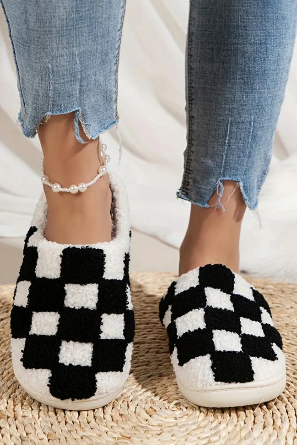 Online Dear-Lover Checkered Print Fuzzy Slip On Winter Slippers Black