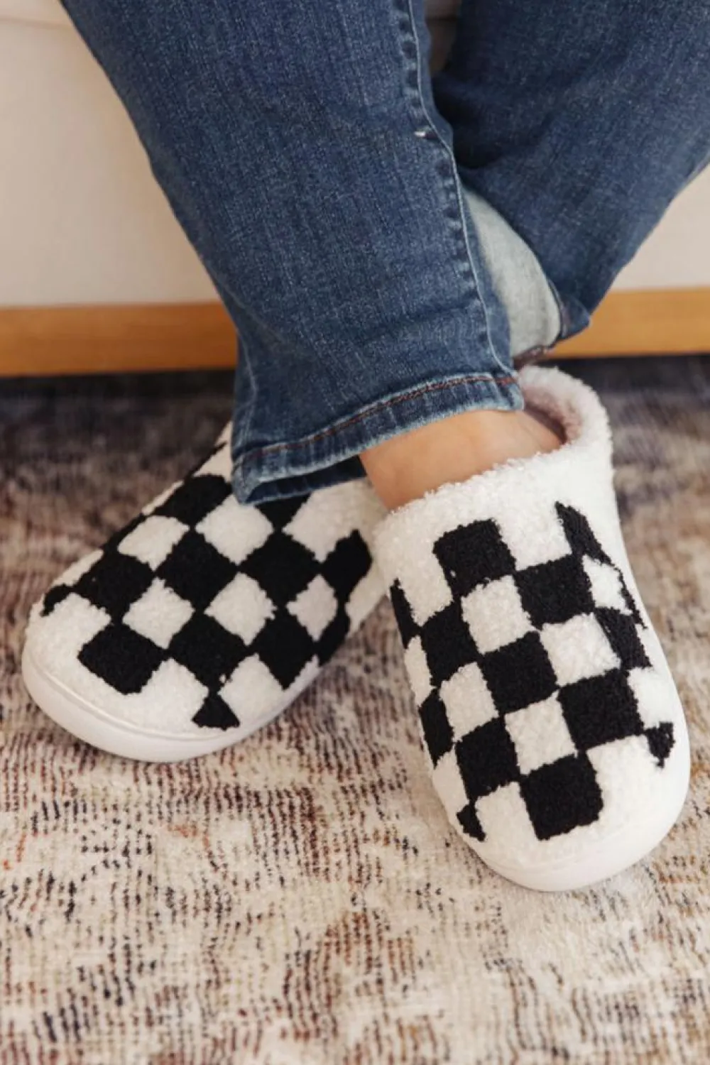 Online Dear-Lover Checkered Print Fuzzy Slip On Winter Slippers Black