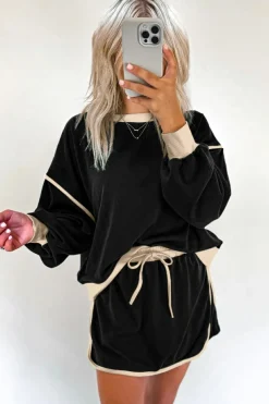 Best Dear-Lover Color Contrast Loose Pullover and Lace-up Waist Skort Set Black
