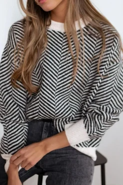 Clearance Dear-Lover Contrast Edge Crew Neck Drop Shoulder Sweater Black