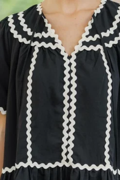 Discount Dear-Lover Contrast Ricrac Trim Short Sleeve V Neck Loose Mini Dress Black