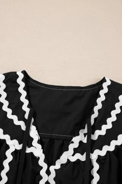 Discount Dear-Lover Contrast Ricrac Trim Short Sleeve V Neck Loose Mini Dress Black
