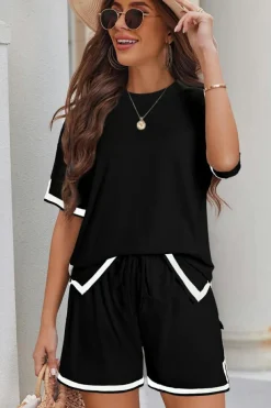 Sale Dear-Lover Contrast Trim Tee and Shorts Set Black