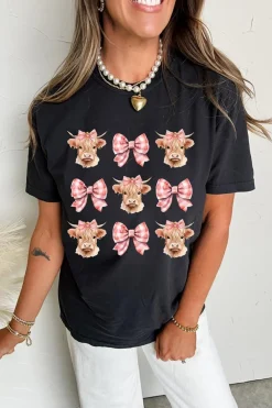 Hot Dear-Lover Cow with Bow Graphic Crewneck Western Tee Black