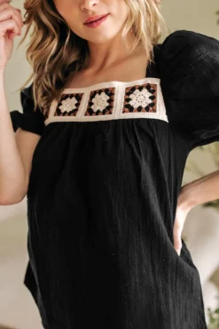 New Dear-Lover Flower Crochet Square Neck Textured Short Sleeve Blouse Black