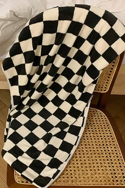 Hot Dear-Lover Fuzzy Checkerboard Bath Towel Set Black