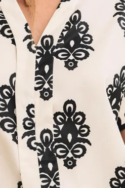 Outlet Dear-Lover Geometric Print Short Sleeve V Neck Blouse Black