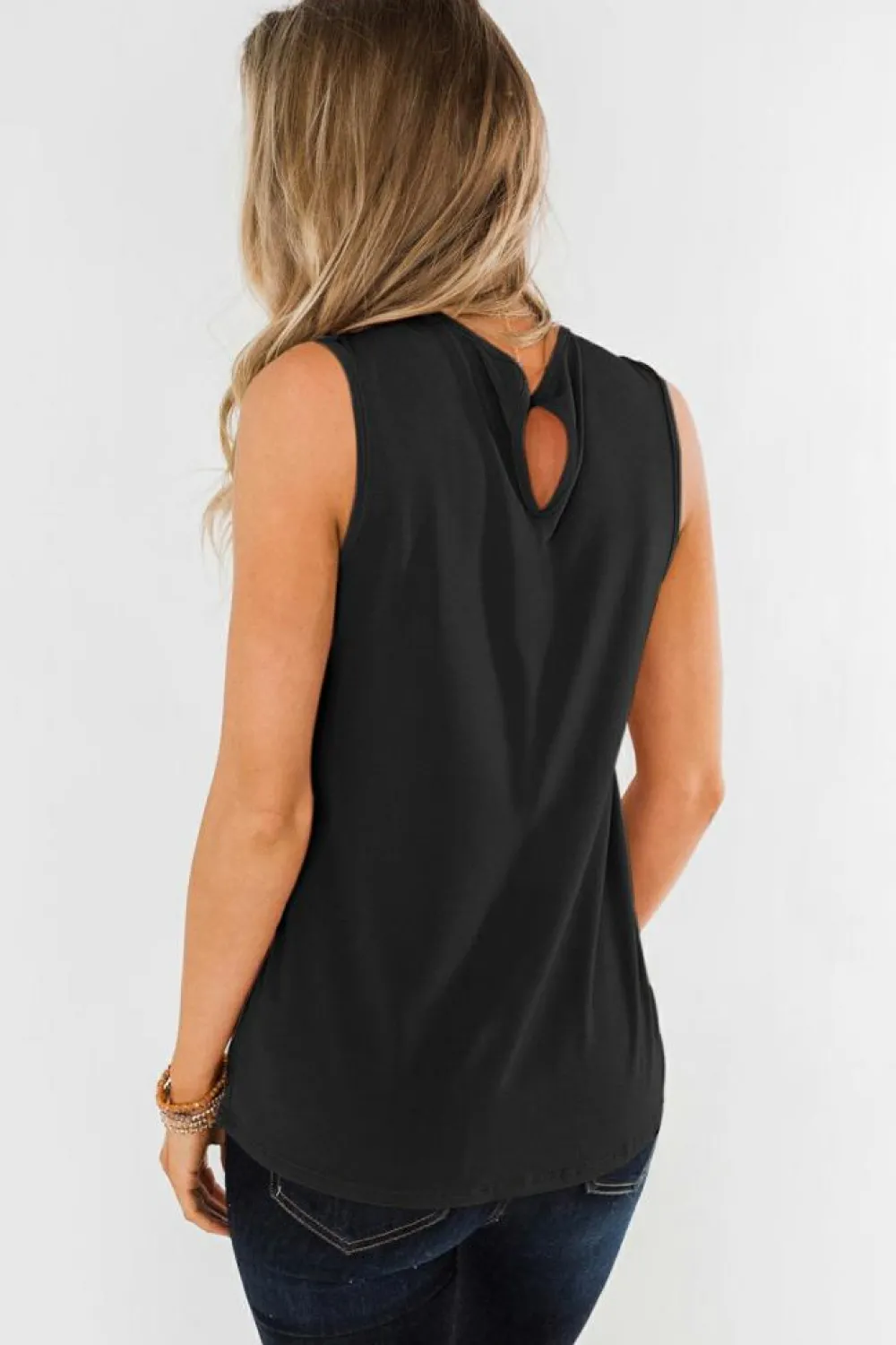 Clearance Dear-Lover Pleated Round Neck Sleeveless Top Black