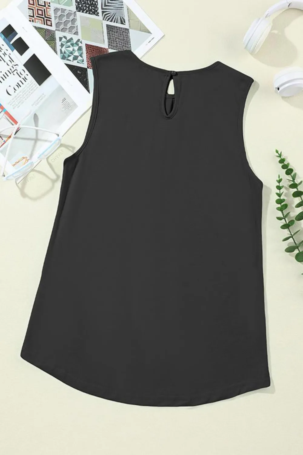 Clearance Dear-Lover Pleated Round Neck Sleeveless Top Black