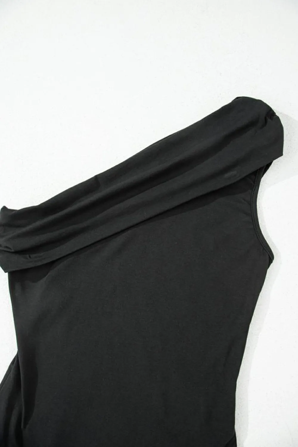 Fashion Dear-Lover Solid Color Pleated One Shoulder Bodysuit Black