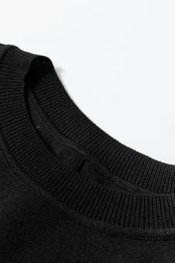 Clearance Dear-Lover Solid Color Slim Fit Lightweight Crew Neck Sweater Black