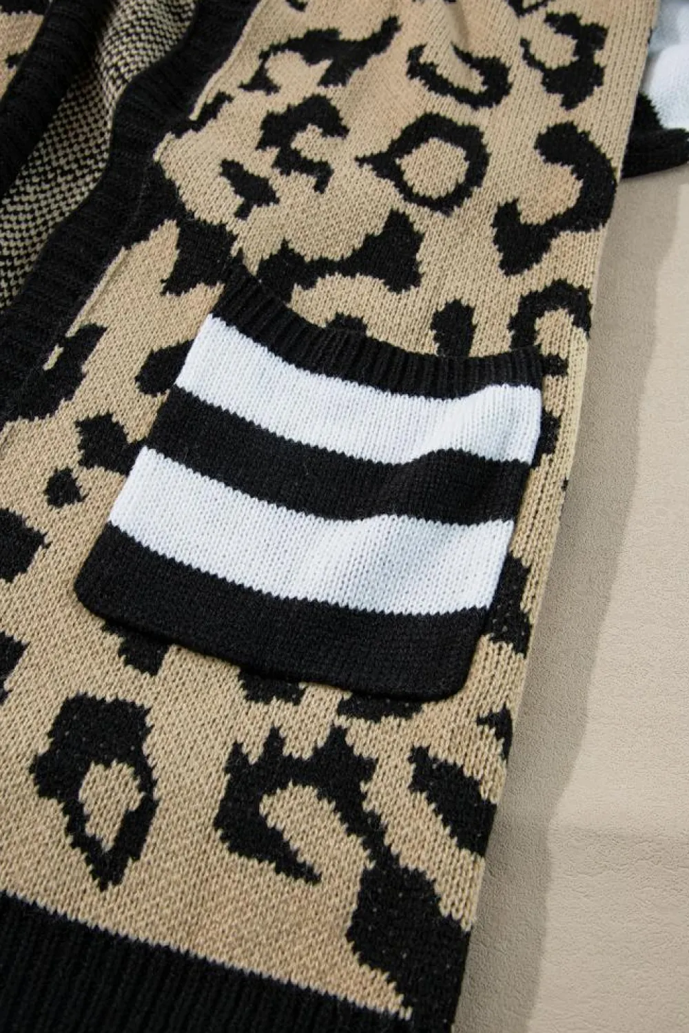 Fashion Dear-Lover Stripe Sleeve Leopard Print Open Front Cardigan With Pockets Black