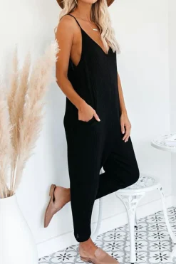 Outlet Dear-Lover Textured Sleeveless V-Neck Pocketed Casual Jumpsuit Black