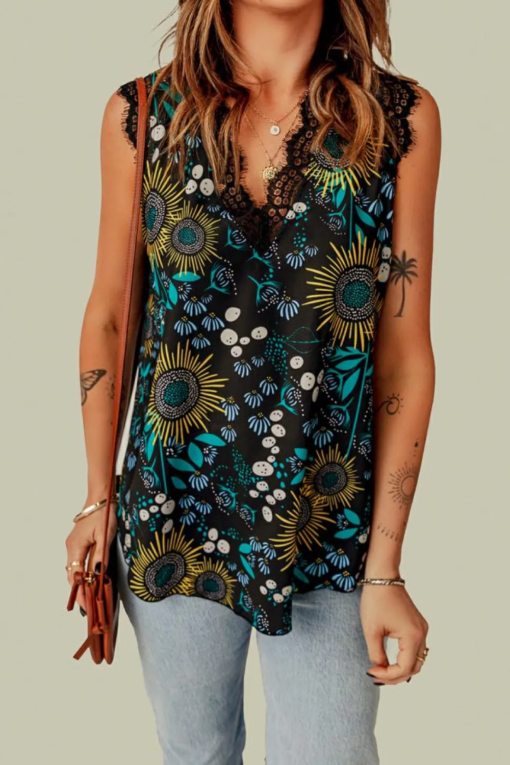 New Dear-Lover V Neck Lace Trim Floral Tank Black