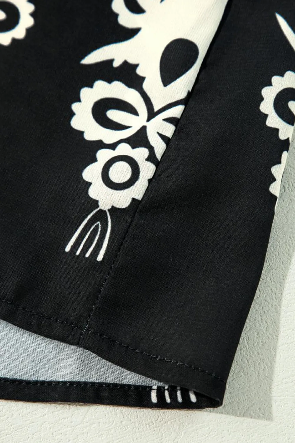 Online Dear-Lover Vintage Geometric Printed 3/4 Sleeve V Neck Blouse Black