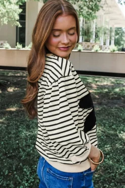 Fashion Dear-Lover Striped Big Flower Patched 3/4 Sleeve Top Black white