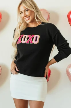 Clearance Dear-Lover Black XOXO Glitter Print Round Neck Casual Sweater Color black