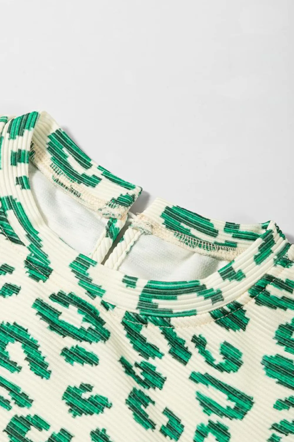 Best Dear-Lover Leopard Print Mock Neck Puff Sleeve Top Blackish Green