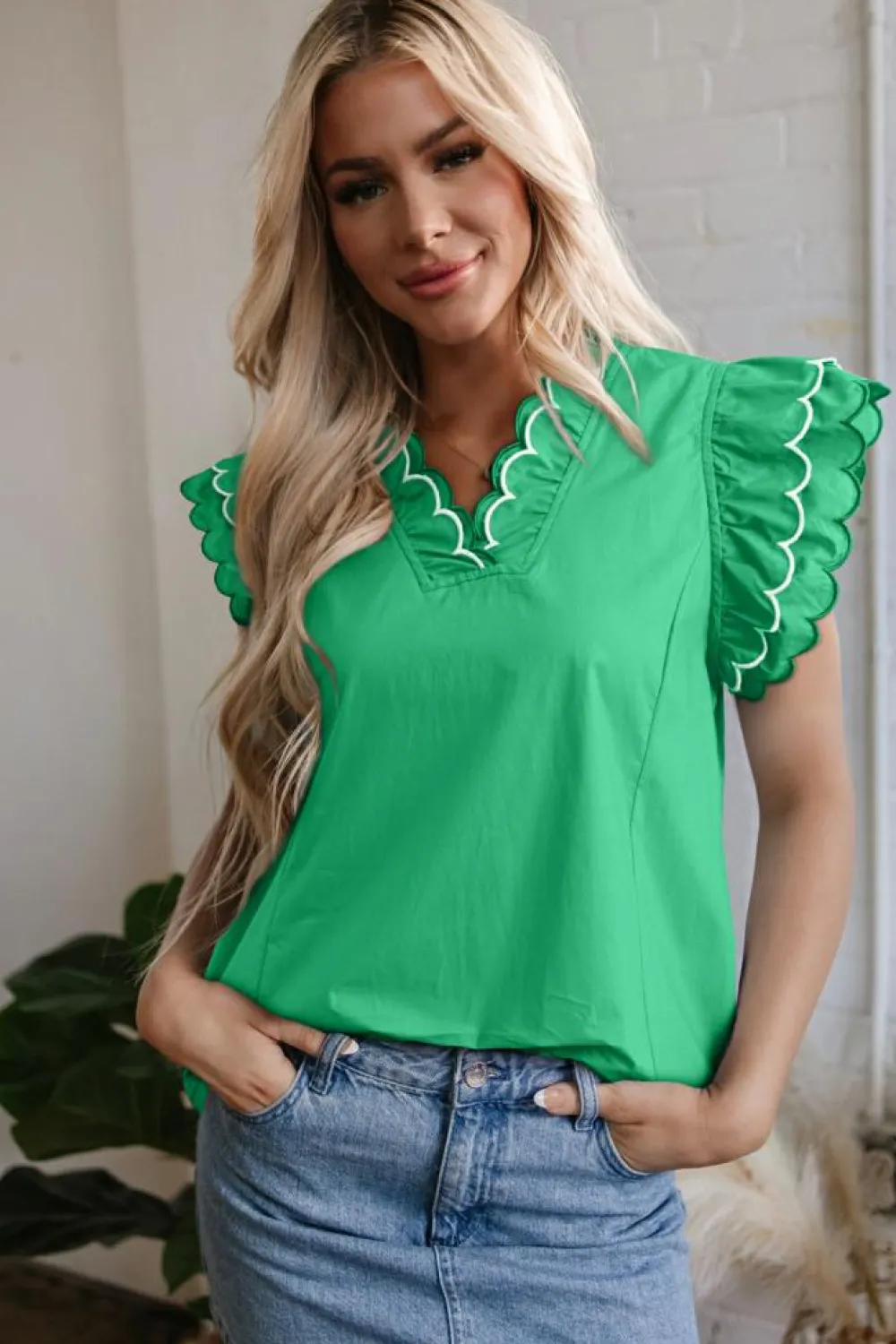 Hot Dear-Lover Contrast Scallop Trim Layered Short Sleeve V Neck Blouse Bright Green