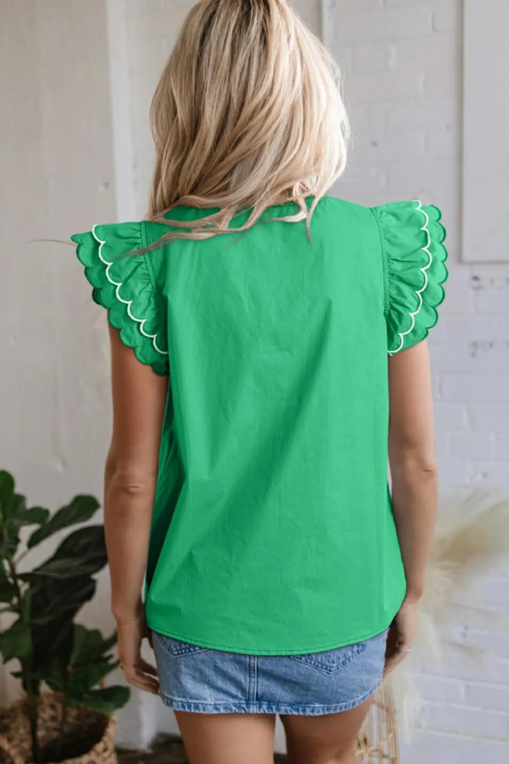 Hot Dear-Lover Contrast Scallop Trim Layered Short Sleeve V Neck Blouse Bright Green