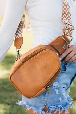 Discount Dear-Lover Faux Leather Zipped Crossbody Chest Bag Brown