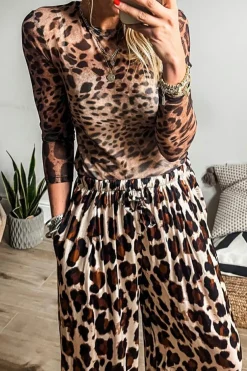Discount Dear-Lover Leopard Round Neck Long Sleeve Slim Top Brown