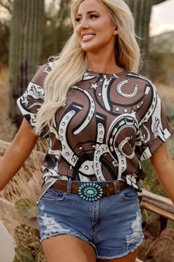 Best Dear-Lover Lucky Horseshoes Graphic Dolman T-shirt Brown