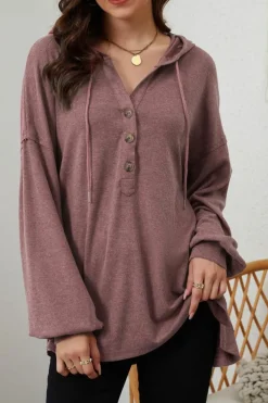 Fashion Dear-Lover Buttoned High and Low Hem Hoodie Fiery Red
