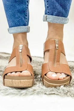 Hot Dear-Lover Hollow Out Zipped Studded Wedge Slippers Camel