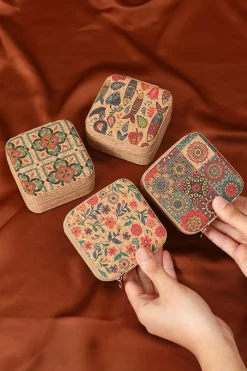 Fashion Dear-Lover Retro Floral Print Portable Square Jewelry Box Camel