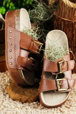 New Dear-Lover Dual Buckle Studded Platform Sandal Slippers Chestnut