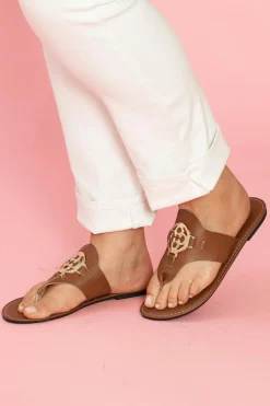 Clearance Dear-Lover Metal Decor Leather Thong Slippers Chestnut